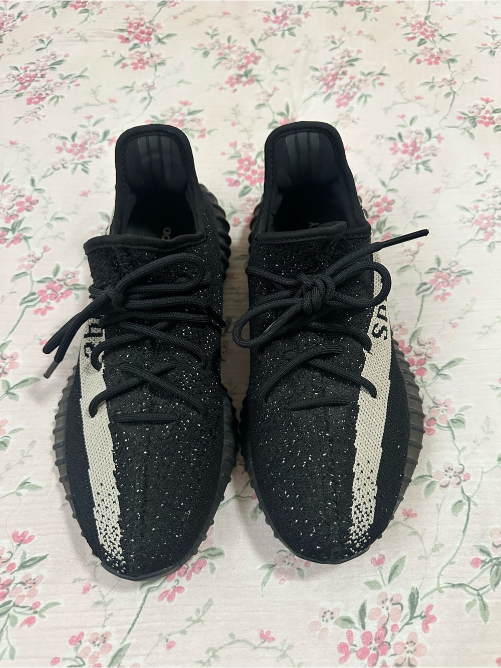 Yeezy Sneakers